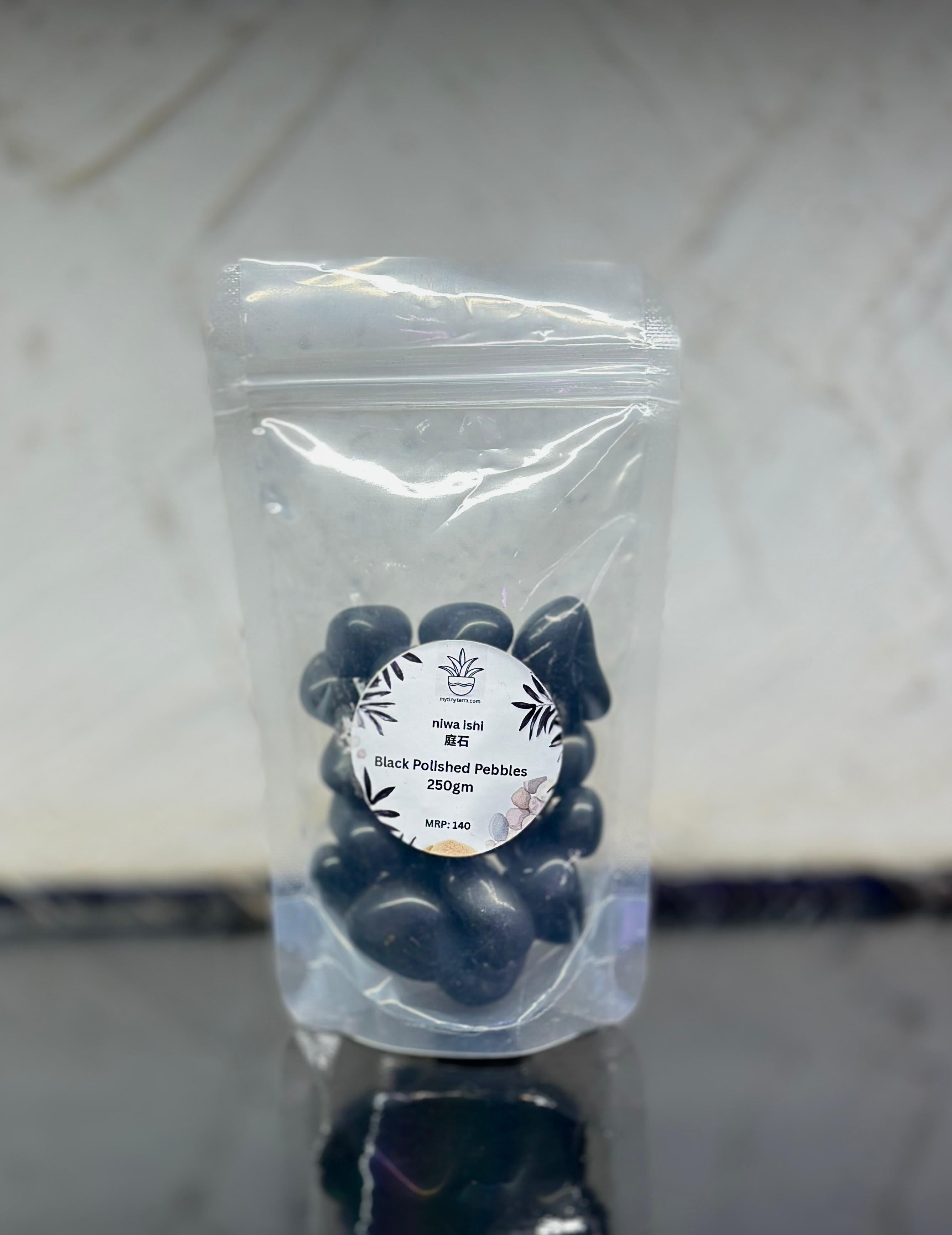 Niwa-ishi (庭石) – Black Polished Pebbles 250g