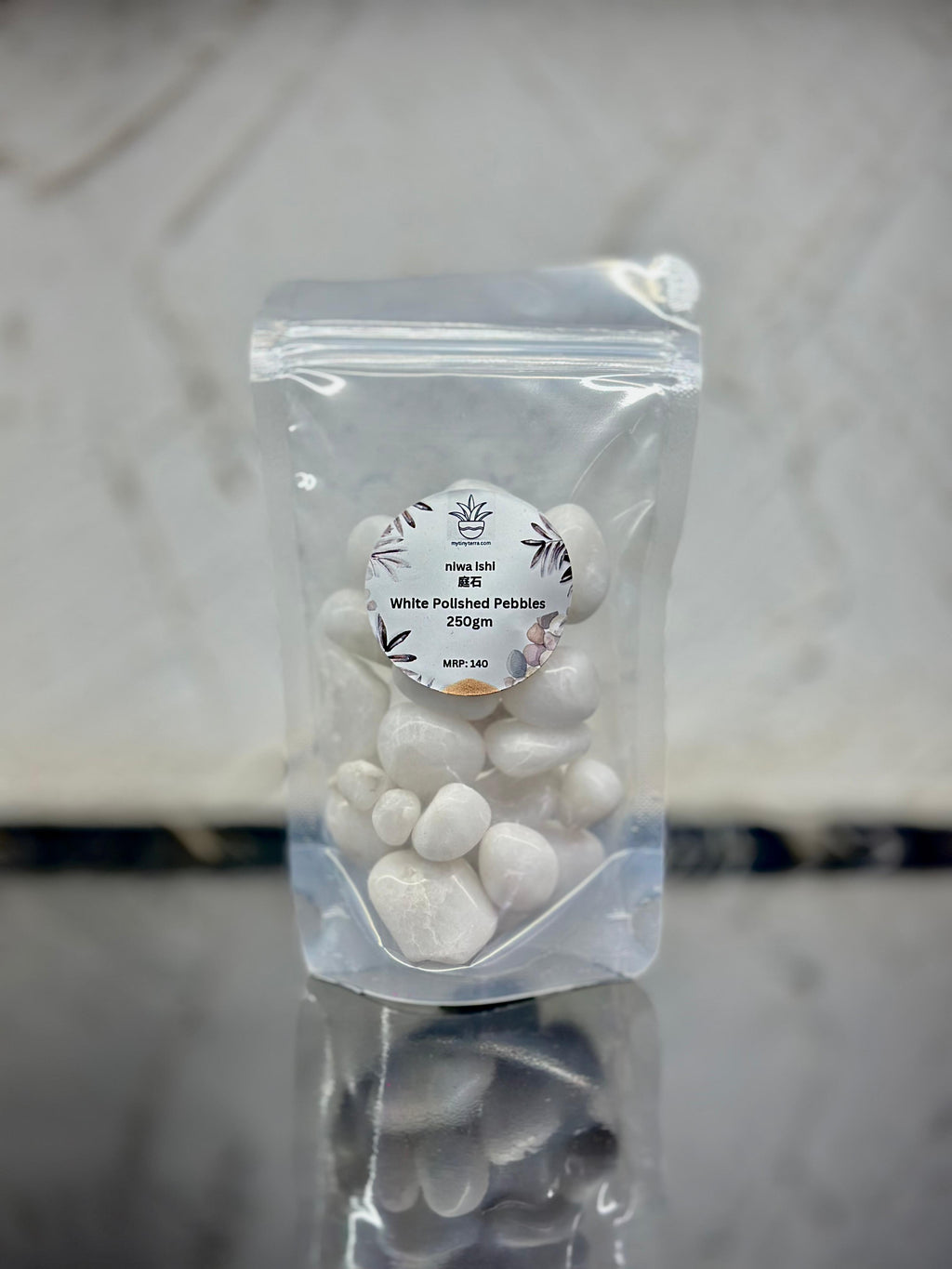 Niwa-ishi (庭石) – White Polished Pebbles 250g