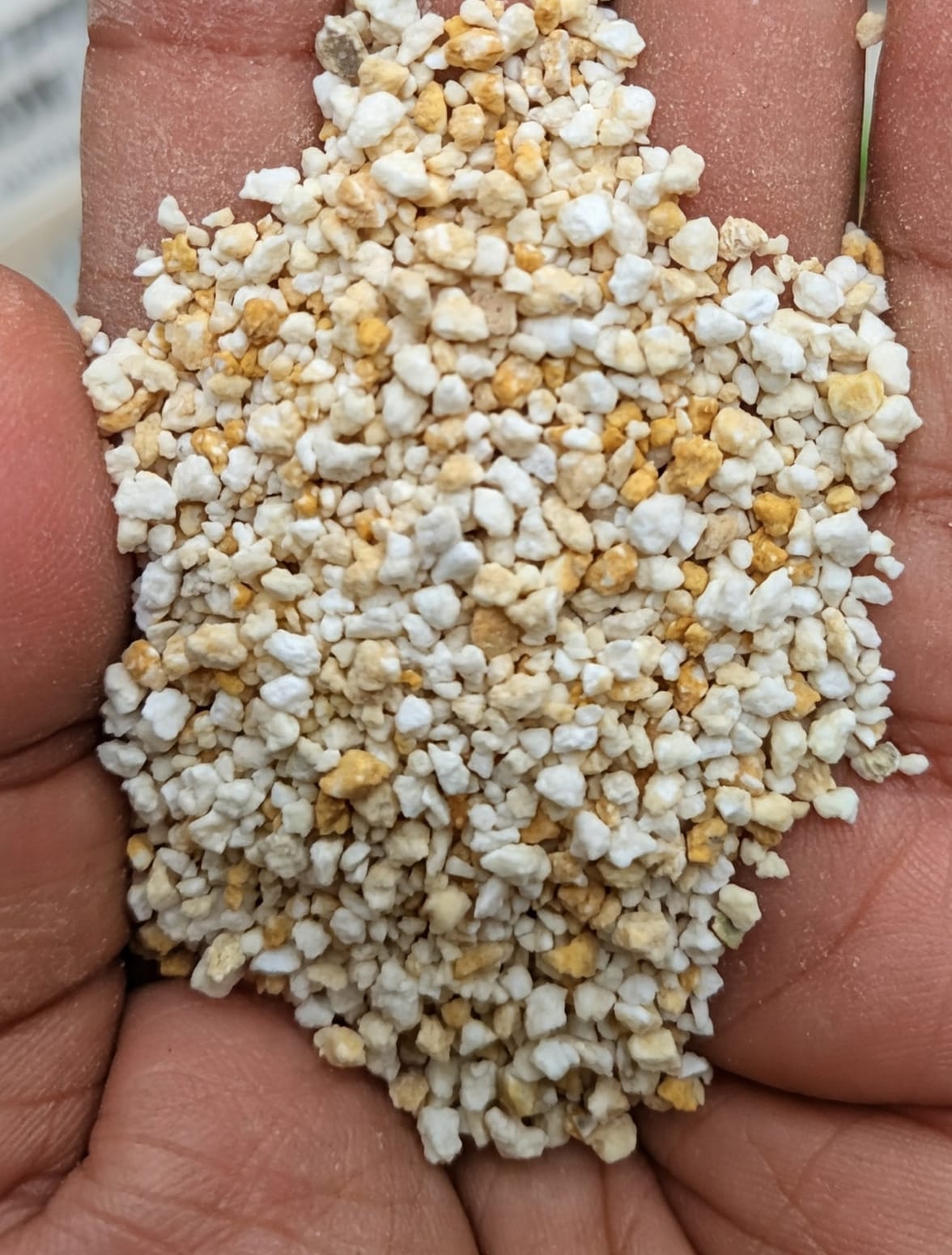 Sun Airo – Natural Aquarium Sand - (5kg-Bag)